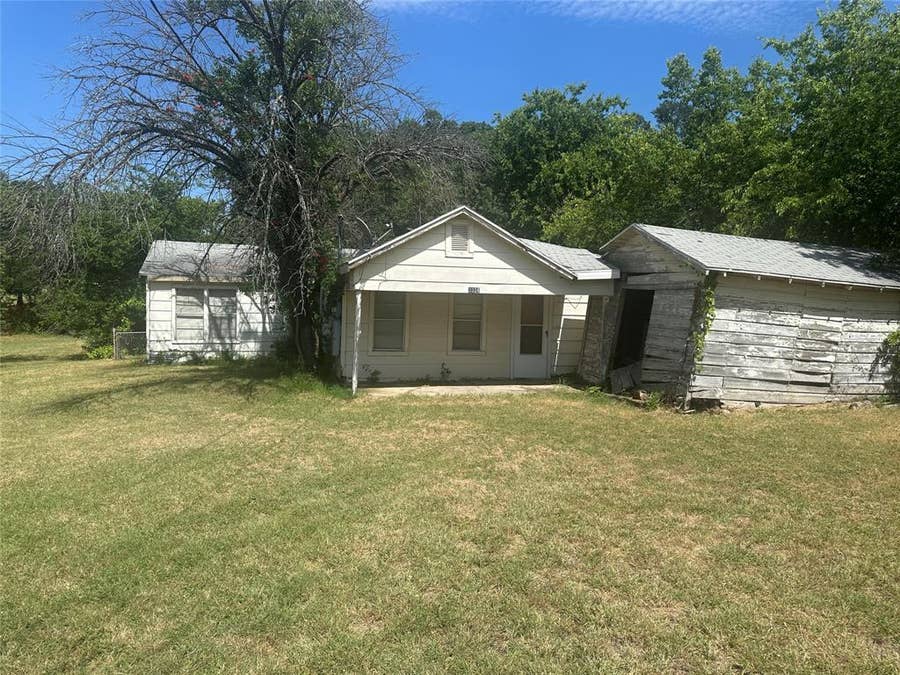 Property photo for 3324 Mohawk Trail, Lake Worth, TX