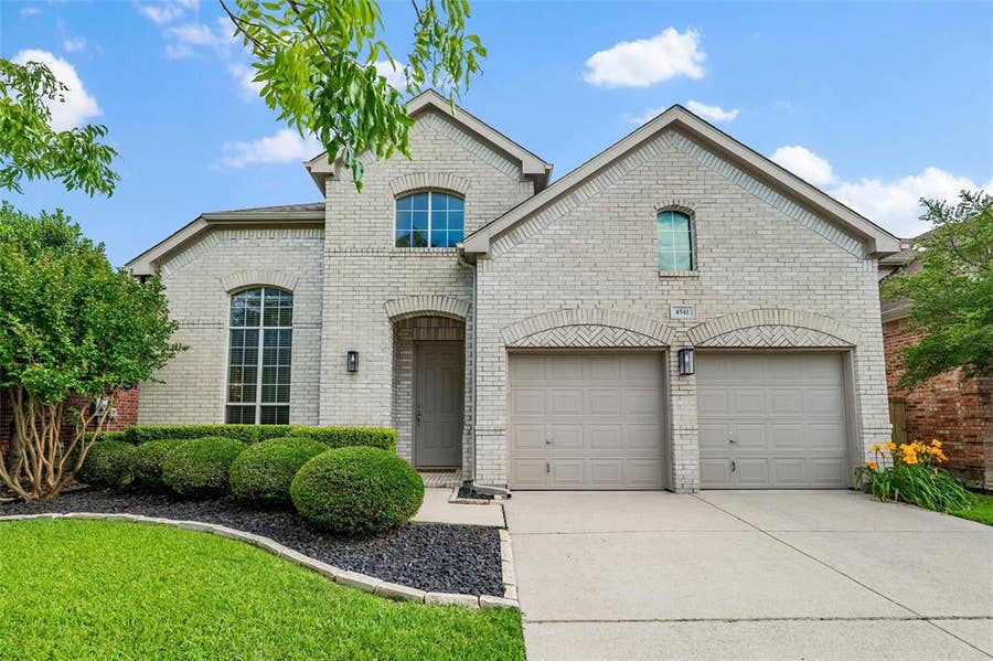 Property photo for 4541 Marguerite Lane, Fort Worth, TX