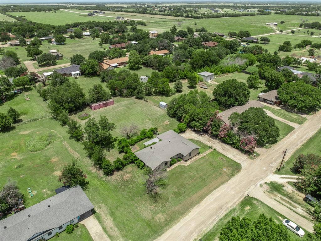 195 Amy Joy Drive, China Spring, TX 76633 195 Amy Joy Drive, China Spring, TX 76633