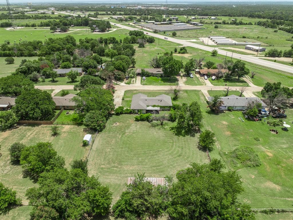 195 Amy Joy Drive, China Spring, TX 76633 195 Amy Joy Drive, China Spring, TX 76633