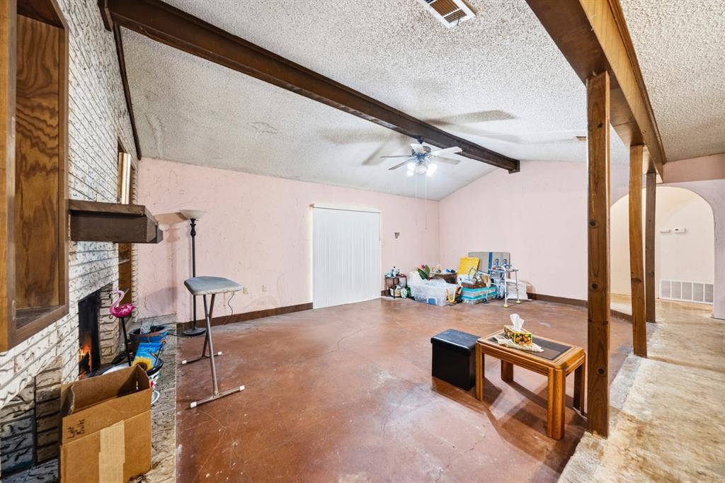 195 Amy Joy Drive, China Spring, TX 76633 195 Amy Joy Drive, China Spring, TX 76633