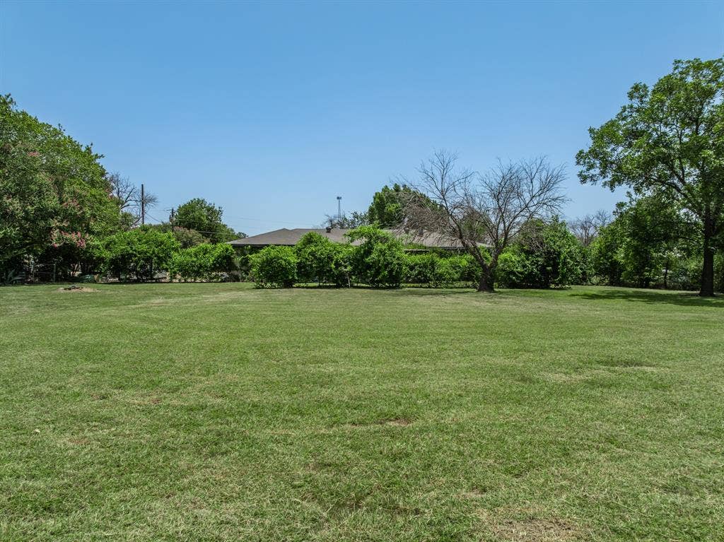 195 Amy Joy Drive, China Spring, TX 76633 195 Amy Joy Drive, China Spring, TX 76633