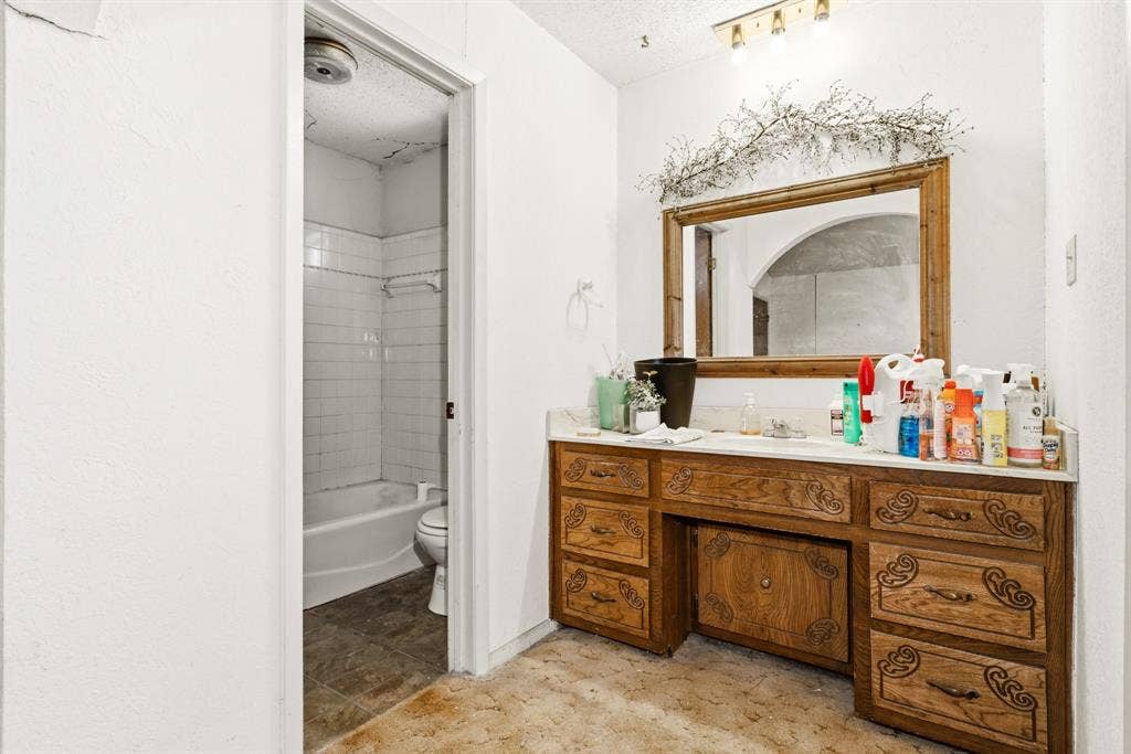 195 Amy Joy Drive, China Spring, TX 76633 195 Amy Joy Drive, China Spring, TX 76633