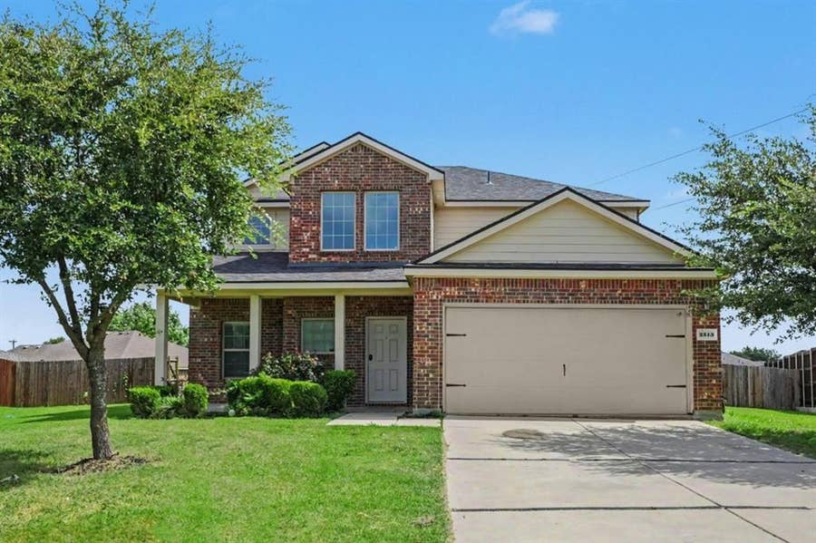 Property photo for 2513 Stonegate Drive, Seagoville, TX