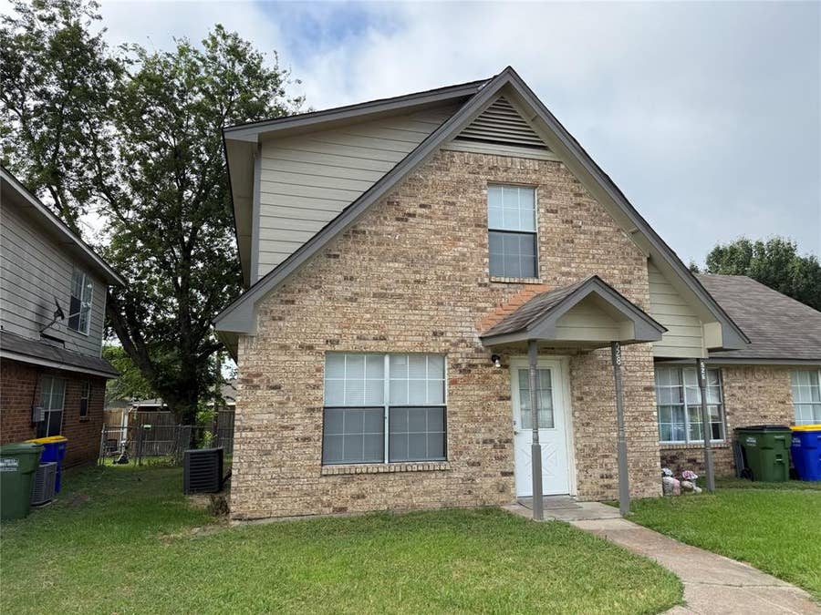 Property photo for 526 Glen Cove Street, #528, Seagoville, TX
