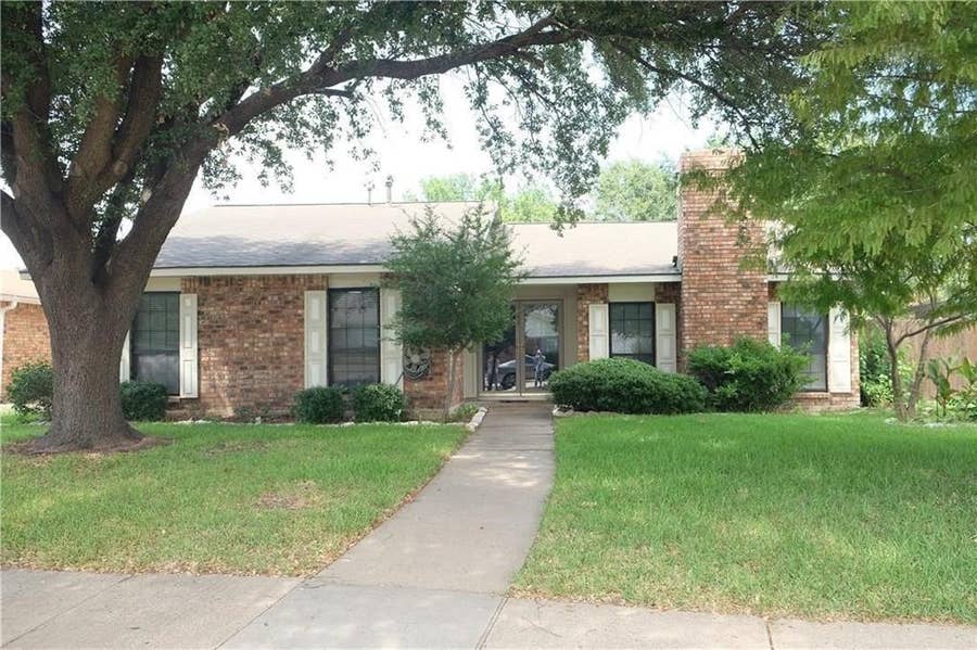 Property photo for 3213 Catalpa Street, Garland, TX