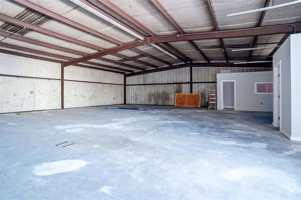 742 Dalworth Drive, #300, Mesquite, TX 75149 742 Dalworth Drive, #300, Mesquite, TX 75149