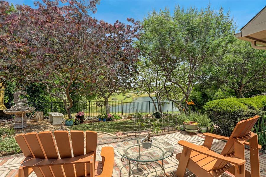 Property photo for 204 Waterfront Drive, McKinney, TX