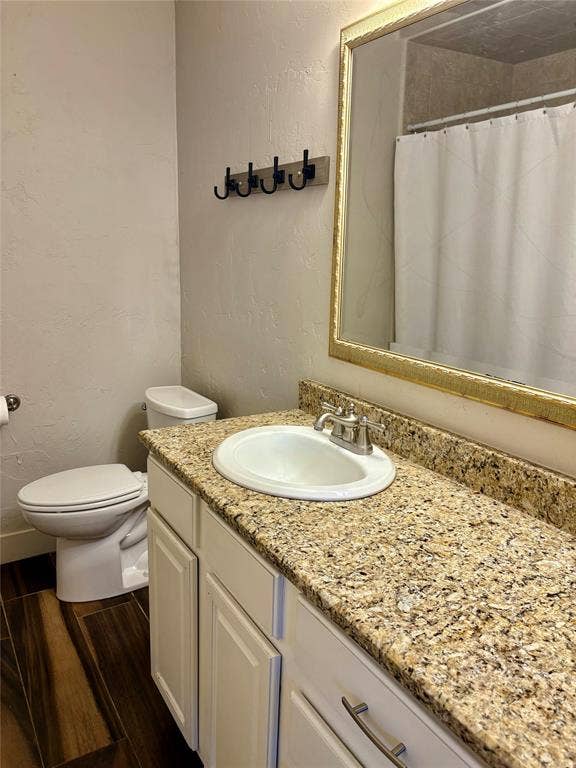 221 La Jolla Drive, Athens, TX 75751 221 La Jolla Drive, Athens, TX 75751