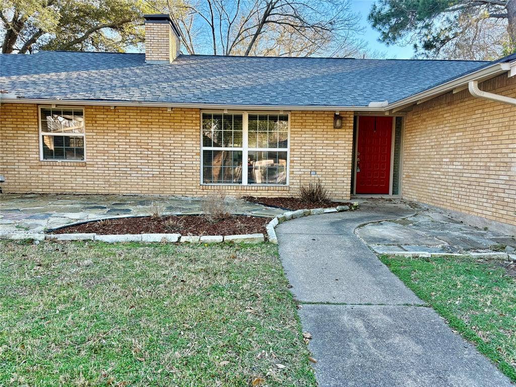 221 La Jolla Drive, Athens, TX 75751 221 La Jolla Drive, Athens, TX 75751