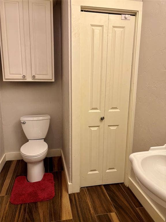 221 La Jolla Drive, Athens, TX 75751 221 La Jolla Drive, Athens, TX 75751