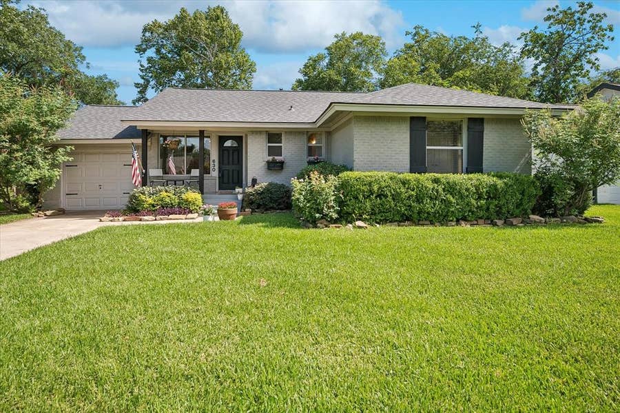 Property photo for 630 Lockwood Drive, Richardson, TX