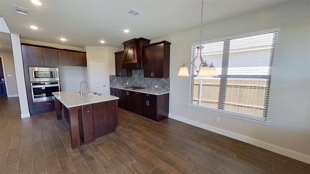 6117 Horsetail Drive, McKinney, TX 75071 6117 Horsetail Drive, McKinney, TX 75071