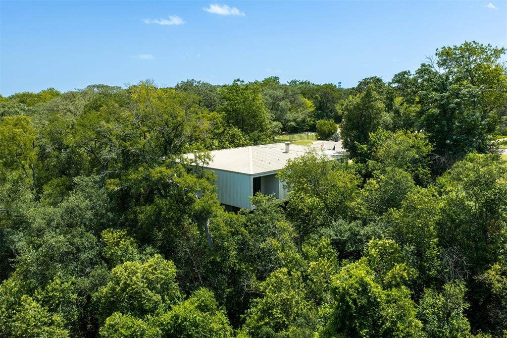 3020 N 43rd Street, Waco, TX 76710 3020 N 43rd Street, Waco, TX 76710