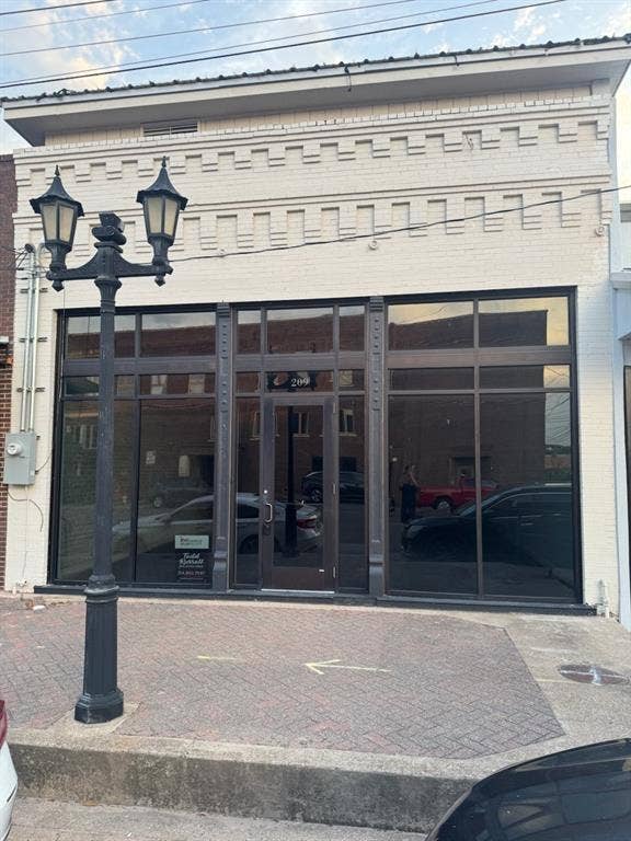209 N Prairieville Street, Athens, TX 75751 209 N Prairieville Street, Athens, TX 75751