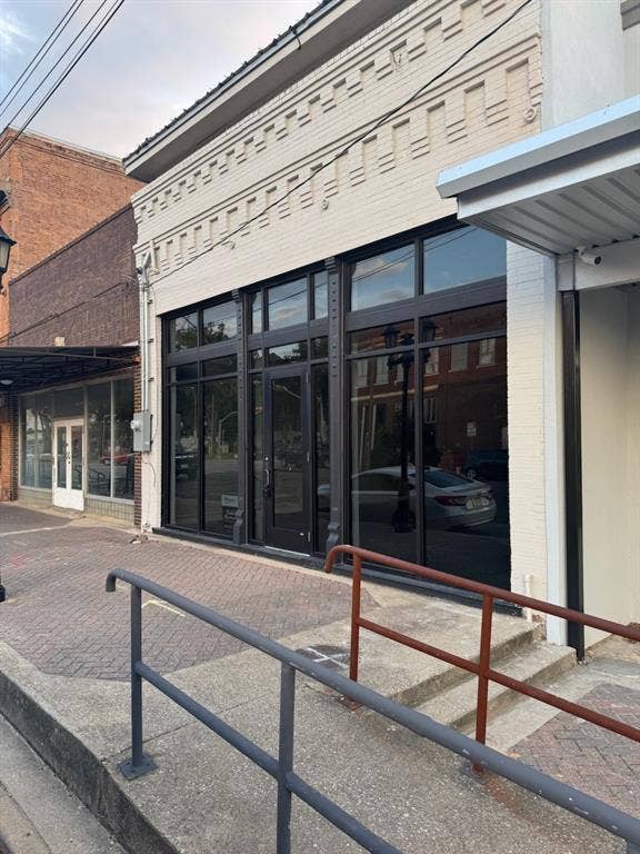 209 N Prairieville Street, Athens, TX 75751 209 N Prairieville Street, Athens, TX 75751