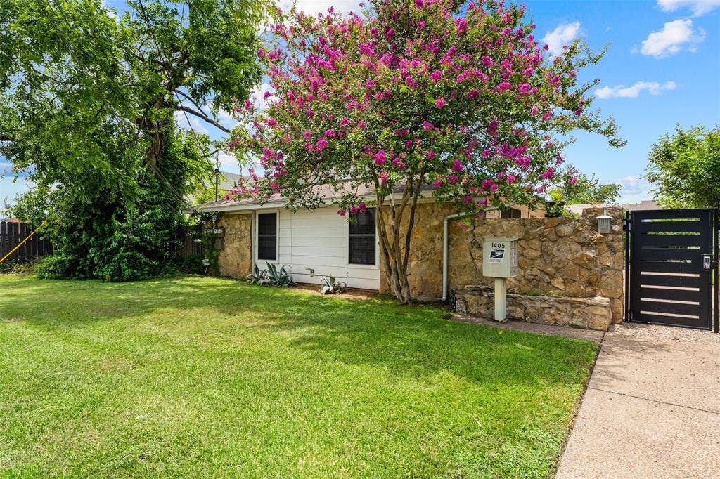 1405 Speight Avenue, #1, Waco, TX 76706 1405 Speight Avenue, #1, Waco, TX 76706