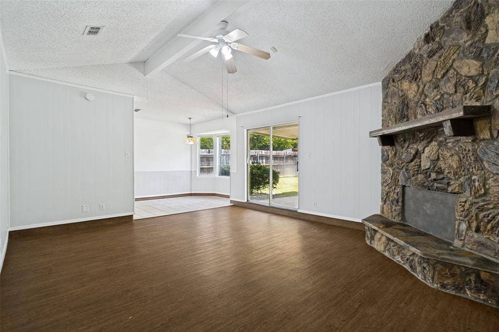 6220 Stardust Drive S, Watauga, TX 76148 6220 Stardust Drive S, Watauga, TX 76148