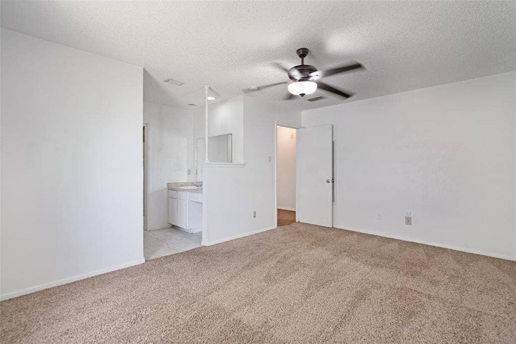 6220 Stardust Drive S, Watauga, TX 76148 6220 Stardust Drive S, Watauga, TX 76148
