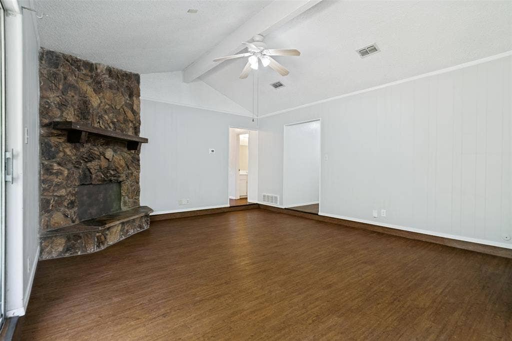 6220 Stardust Drive S, Watauga, TX 76148 6220 Stardust Drive S, Watauga, TX 76148