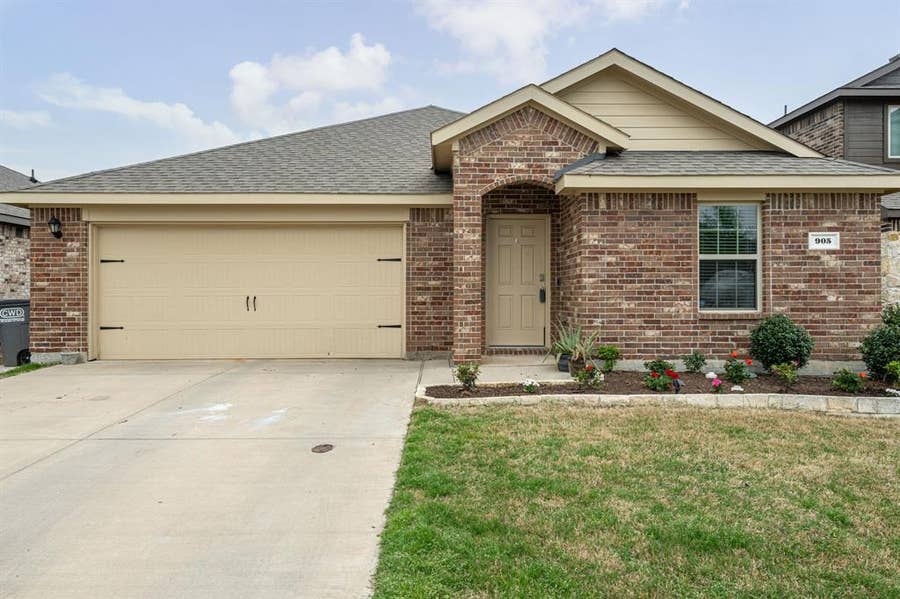 Property photo for 905 Amber Street, Princeton, TX