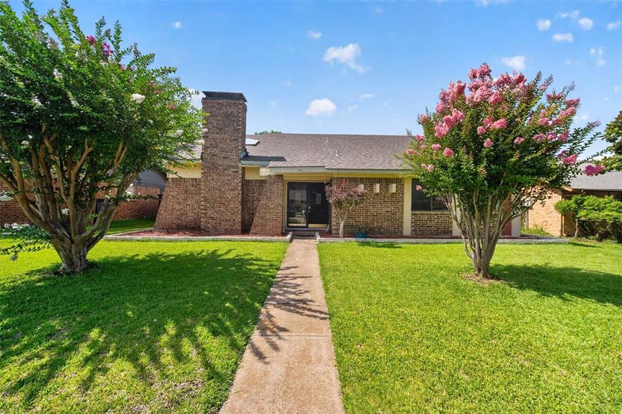 Property photo for 1722 Leicester Street, Garland, TX