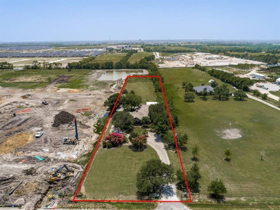 Property photo for 1353 E Sunset Boulevard, Celina, TX