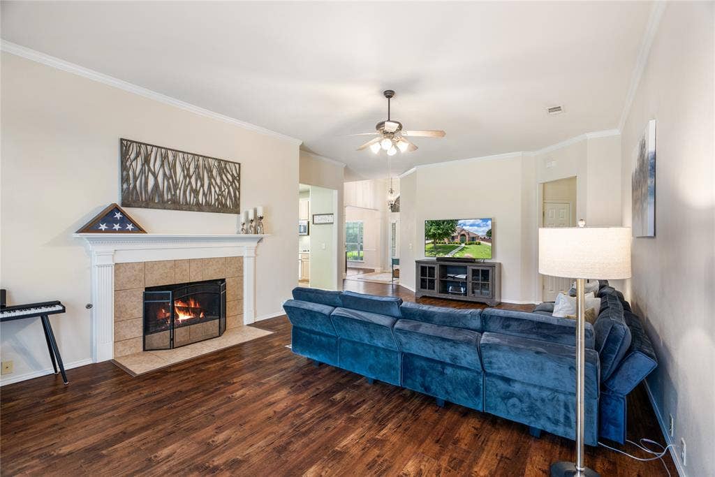 3019 Saint Amanda Drive, Mansfield, TX 76063 3019 Saint Amanda Drive, Mansfield, TX 76063
