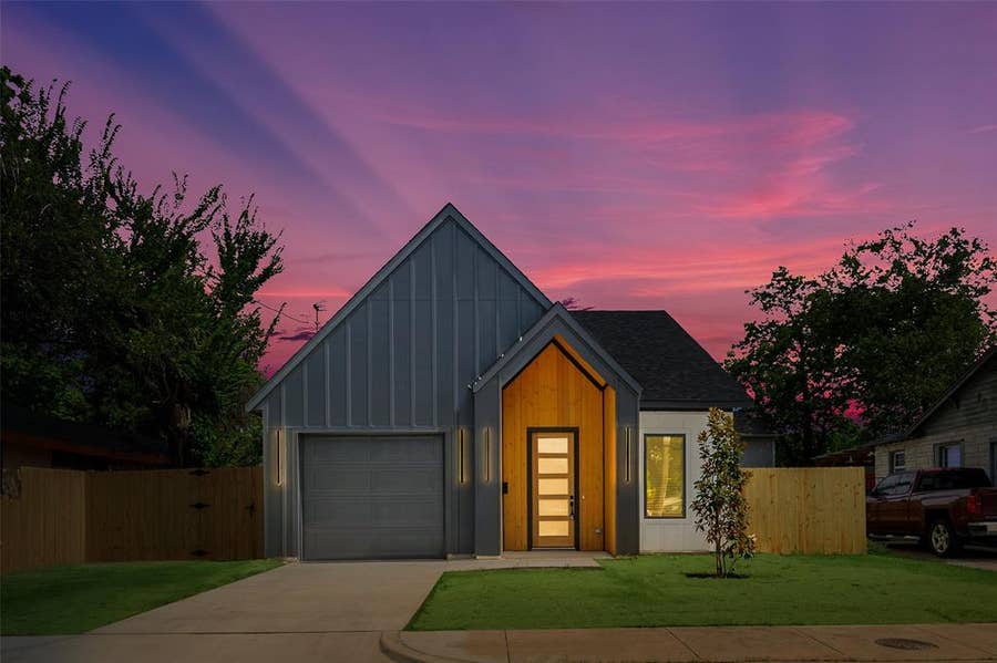 Property photo for 2555 Hooper Street, Dallas, TX