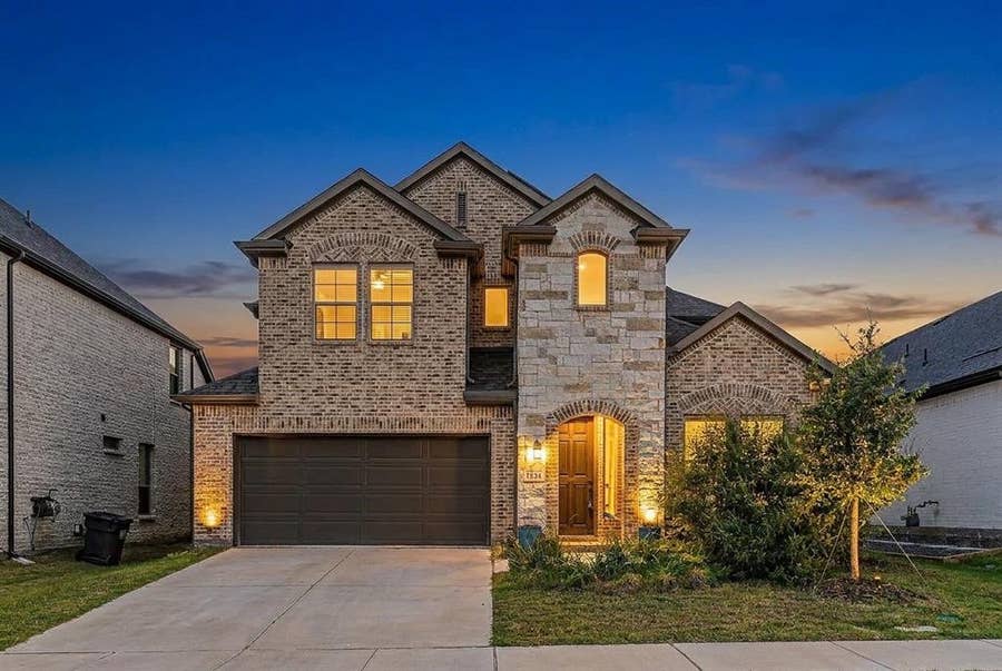 Property photo for 1934 Stonebrook Street, Celina, TX