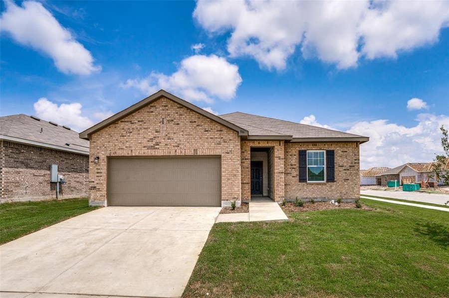 Property photo for 786 Wilshire Drive, Lavon, TX