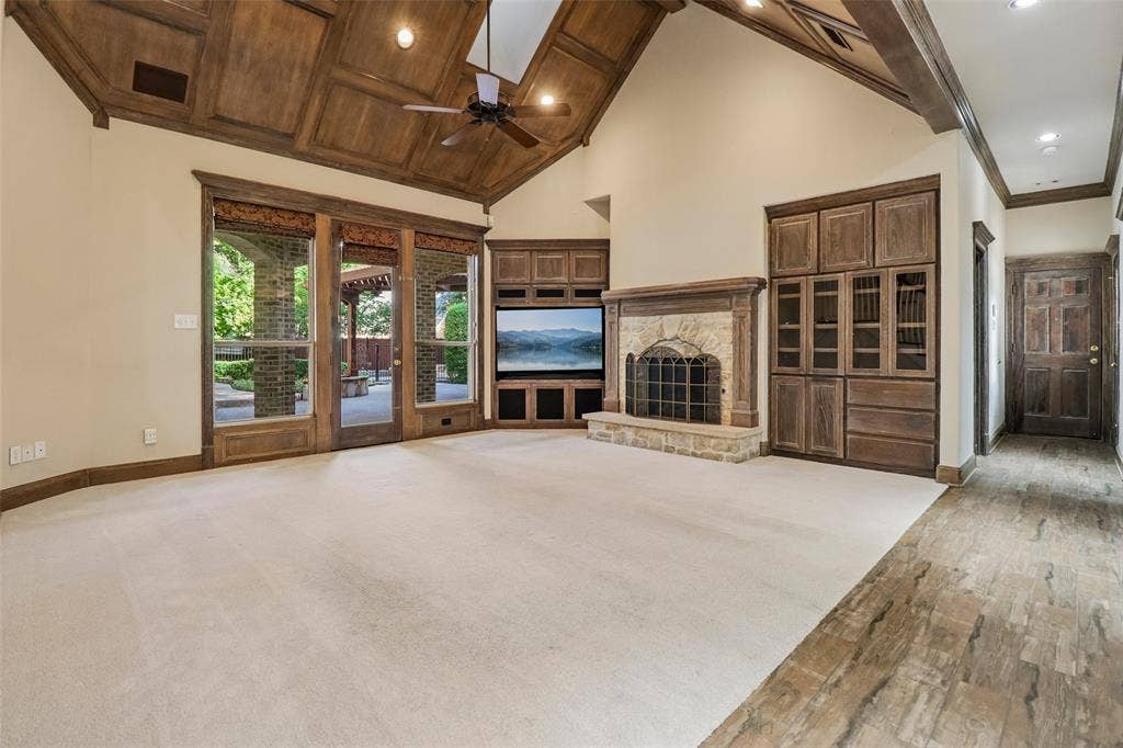 2600 Saratoga, McKinney, TX 75070 Vaulted wood-paneled ceiling with exposed beams