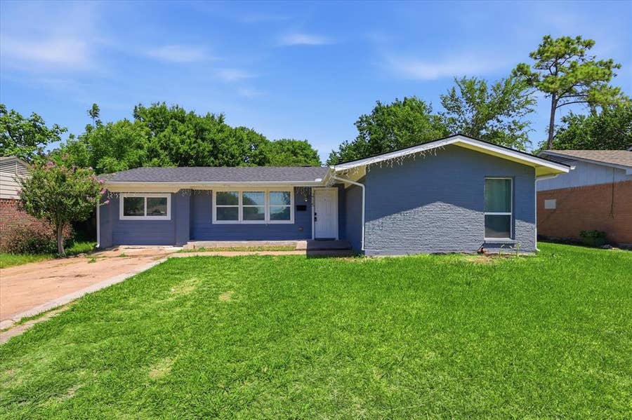 Property photo for 2715 Cary Drive, Mesquite, TX