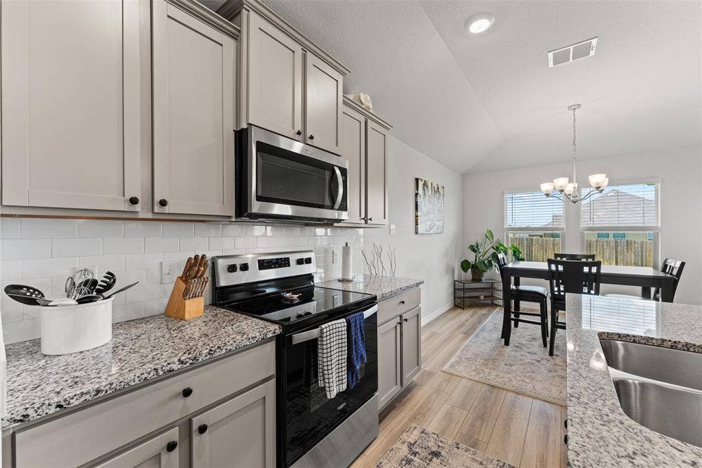 10805 Peperak Court, Waco, TX 76708