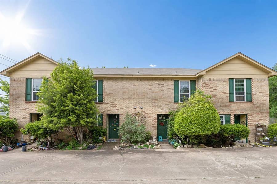 Property photo for 3736 Bonnie Drive, Fort Worth, TX