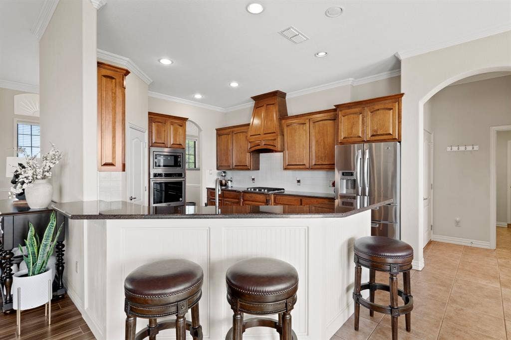 1009 Summerlin Drive, Granbury, TX 76048 1009 Summerlin Drive, Granbury, TX 76048