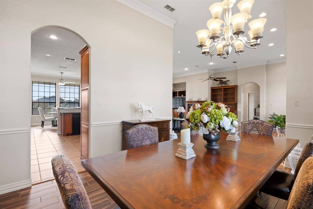 1009 Summerlin Drive, Granbury, TX 76048 1009 Summerlin Drive, Granbury, TX 76048