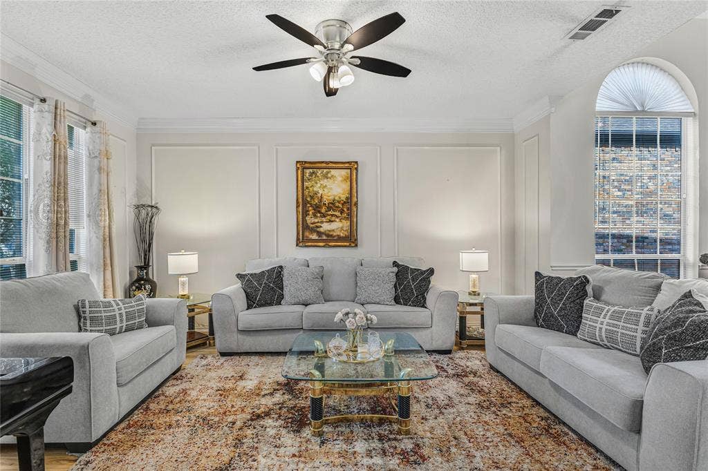 4105 Crest Ridge Drive, Irving, TX 75061 4105 Crest Ridge Drive, Irving, TX 75061