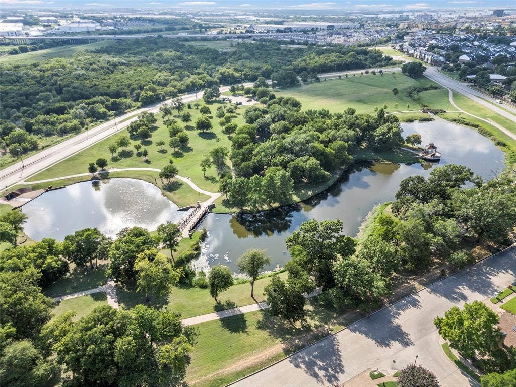4105 Crest Ridge Drive, Irving, TX 75061 4105 Crest Ridge Drive, Irving, TX 75061