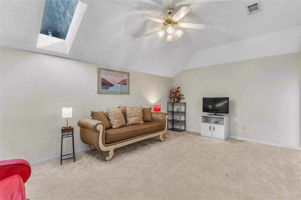 4105 Crest Ridge Drive, Irving, TX 75061 4105 Crest Ridge Drive, Irving, TX 75061