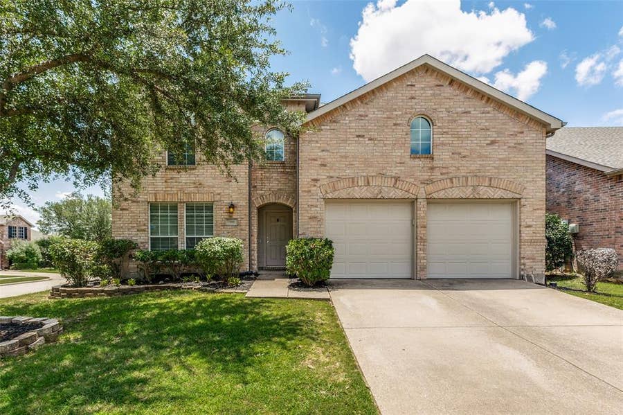 Property photo for 301 Highland Glen Drive, Wylie, TX