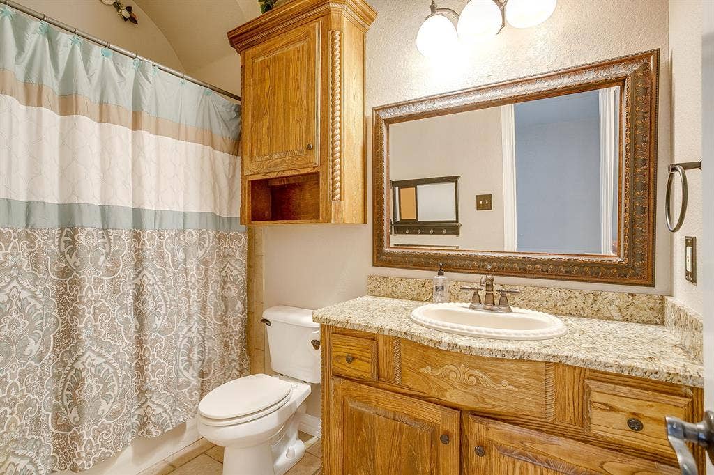 9549 Dickson Road, Fort Worth, TX 76179 9549 Dickson Road, Fort Worth, TX 76179
