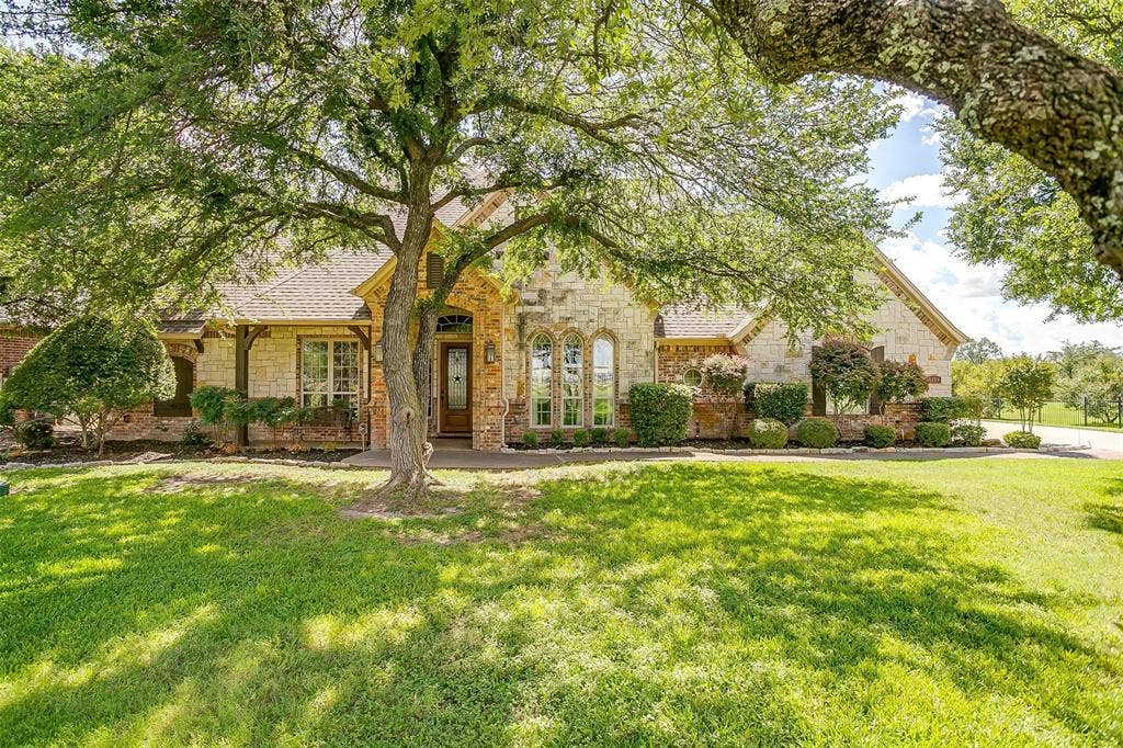 9549 Dickson Road, Fort Worth, TX 76179 9549 Dickson Road, Fort Worth, TX 76179