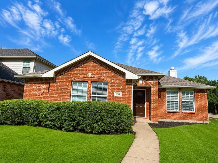 Property photo for 1700 White Rock Court, Allen, TX