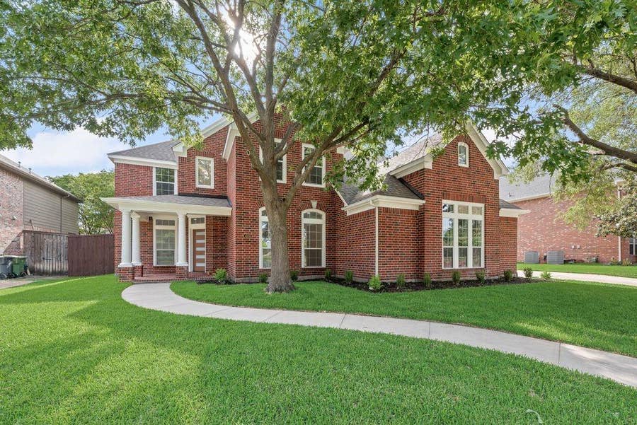 Property photo for 404 Parkside Court, Murphy, TX