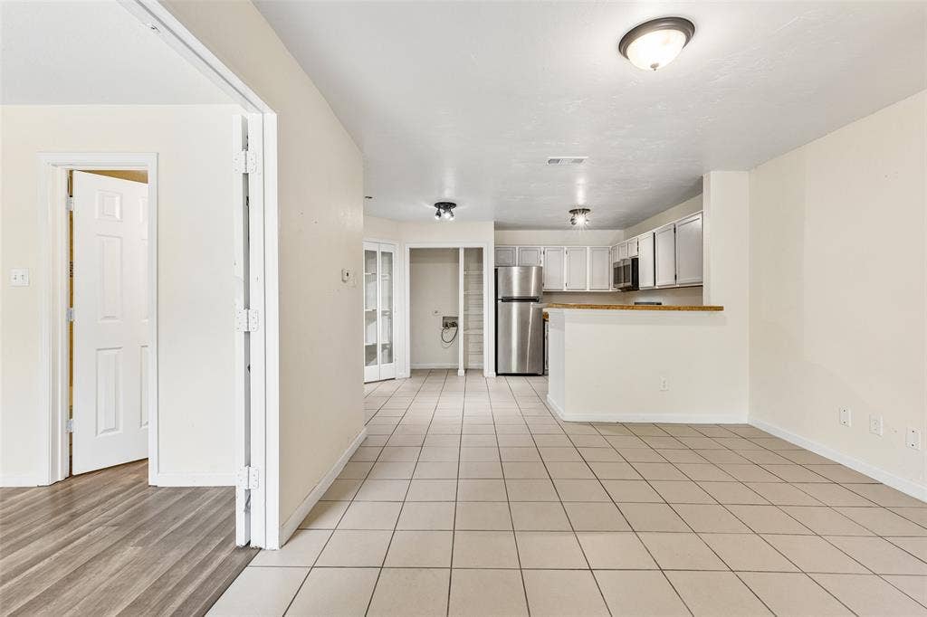 6108 Abrams Road, #610, Dallas, TX 75231 6108 Abrams Road, #610, Dallas, TX 75231