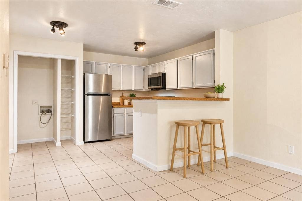 6108 Abrams Road, #610, Dallas, TX 75231 Virtually Staged