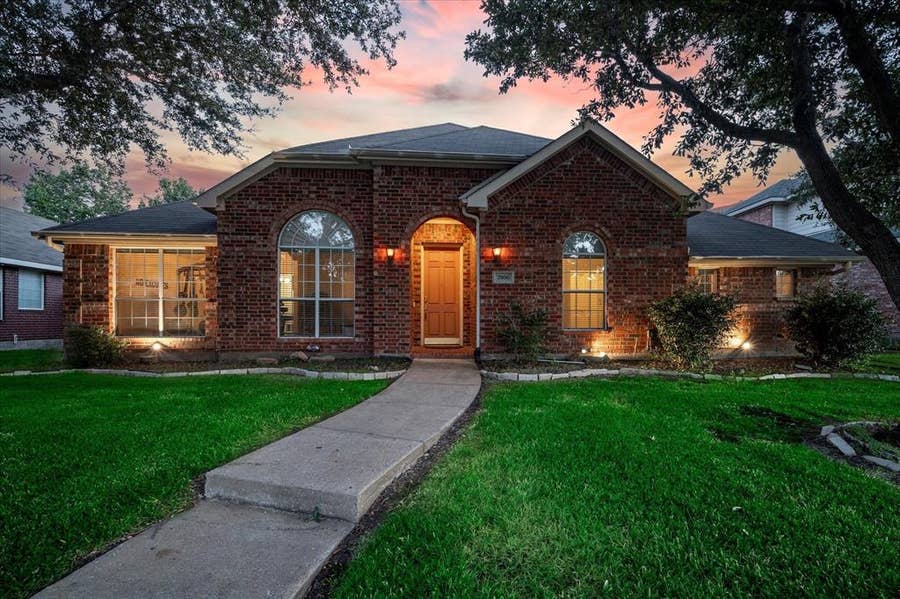 Property photo for 7906 Munich Drive, Rowlett, TX