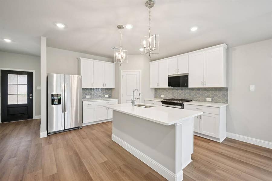 Property photo for 3411 Richmond Drive, Farmersville, TX