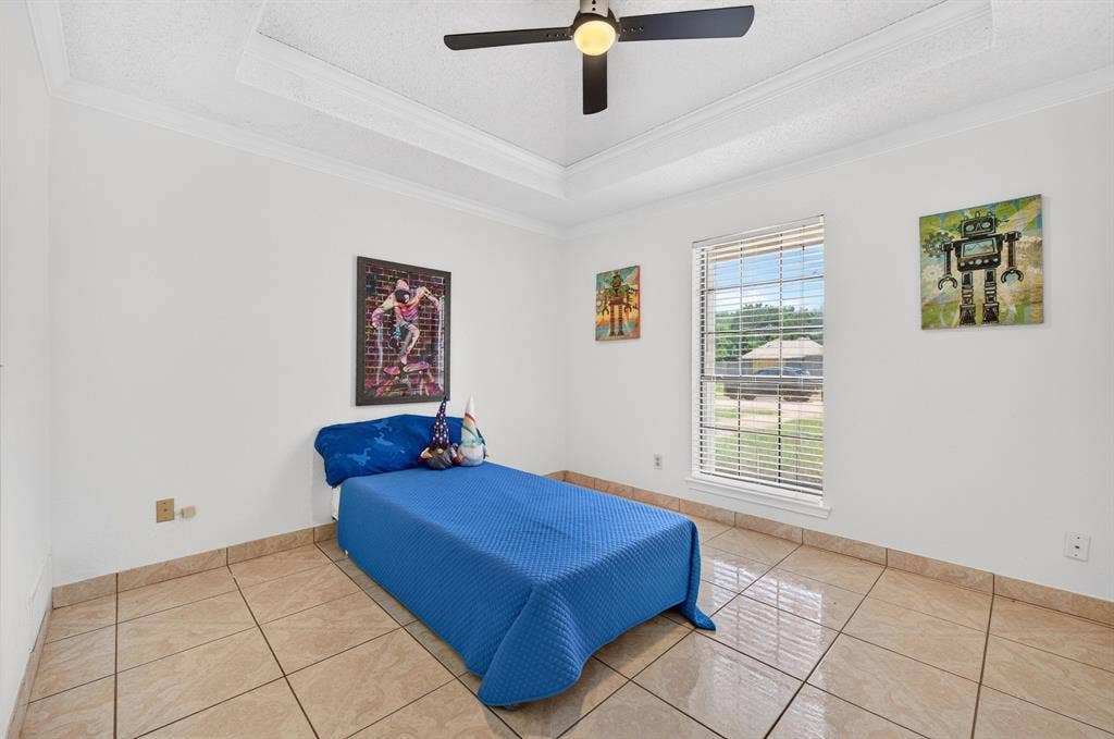 923 Moore Street, Cedar Hill, TX 75104